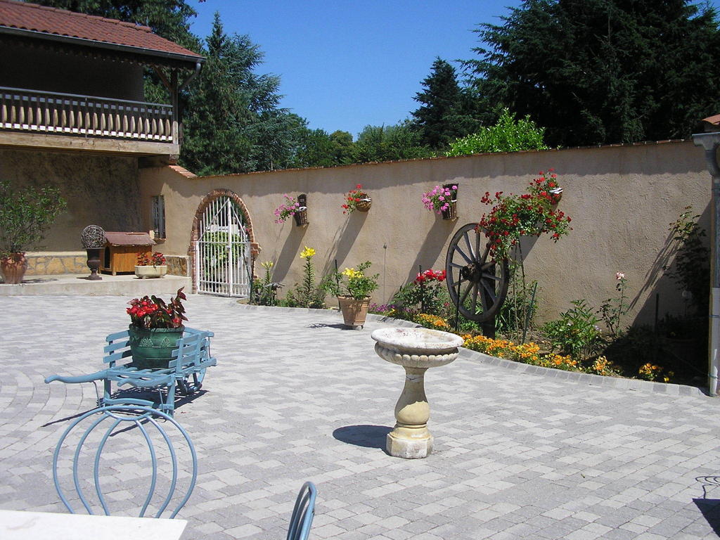 Domaine De La Belliere Hotel Villars-les-Dombes Exterior photo